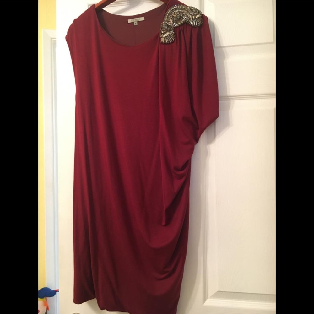 Dress in size M fits size US 4-6